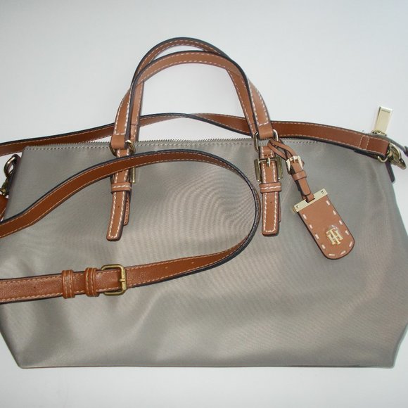 NWOT Tommy Hilfiger Satchel Bag - Picture 4 of 12